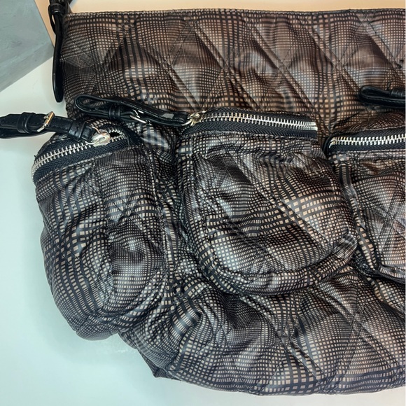 Joanel Multi-Pocket Plaid Purse - Picture 3 of 11